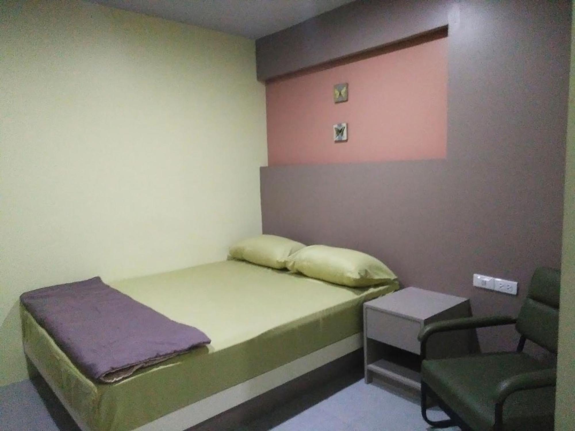 In Phuket House Hotel Luaran gambar