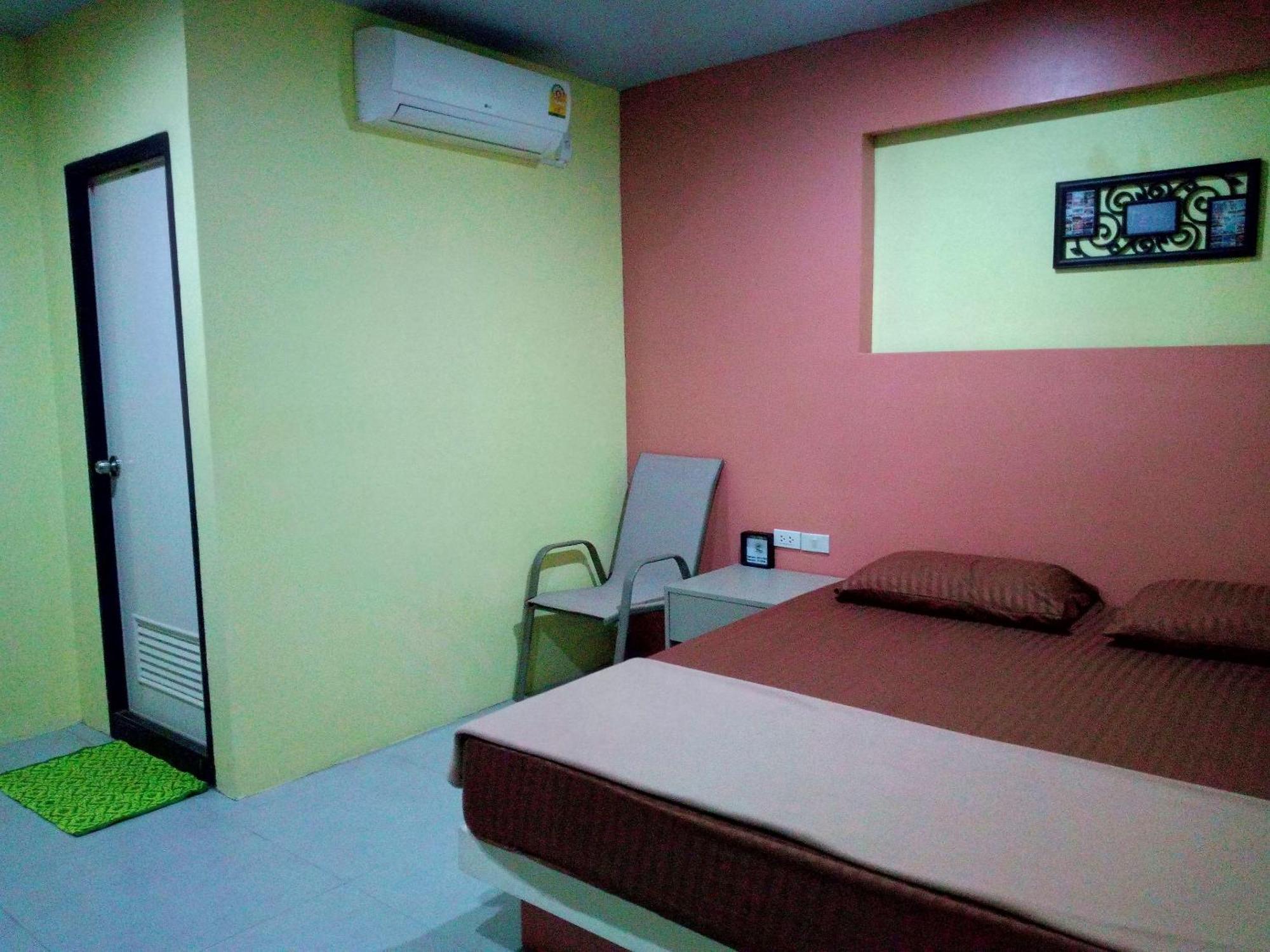 In Phuket House Hotel Luaran gambar