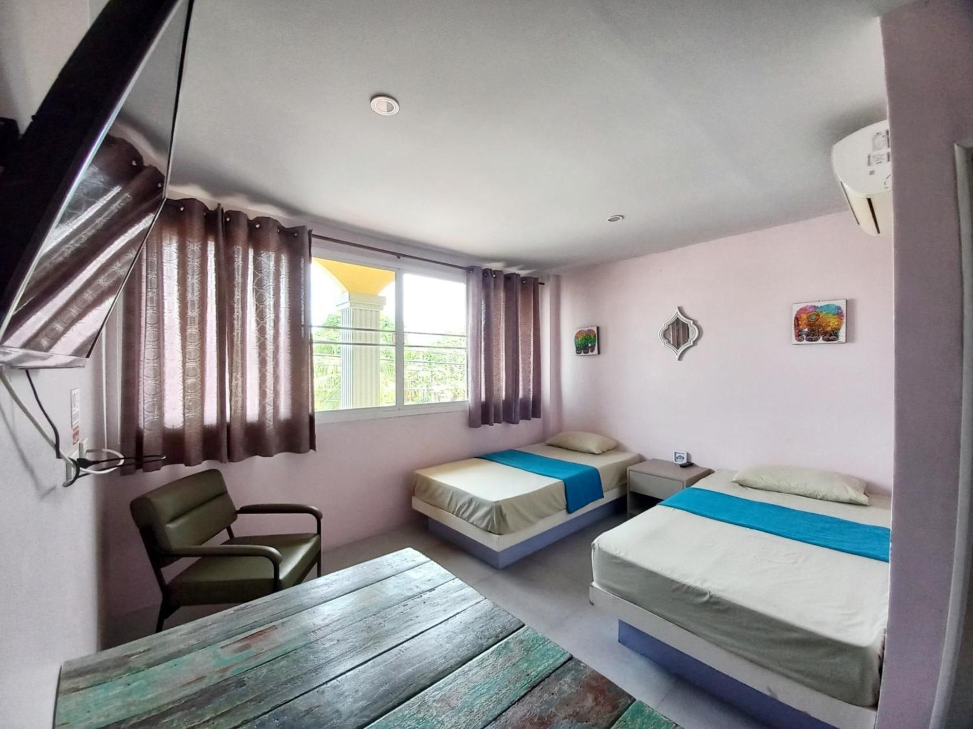 In Phuket House Hotel Luaran gambar
