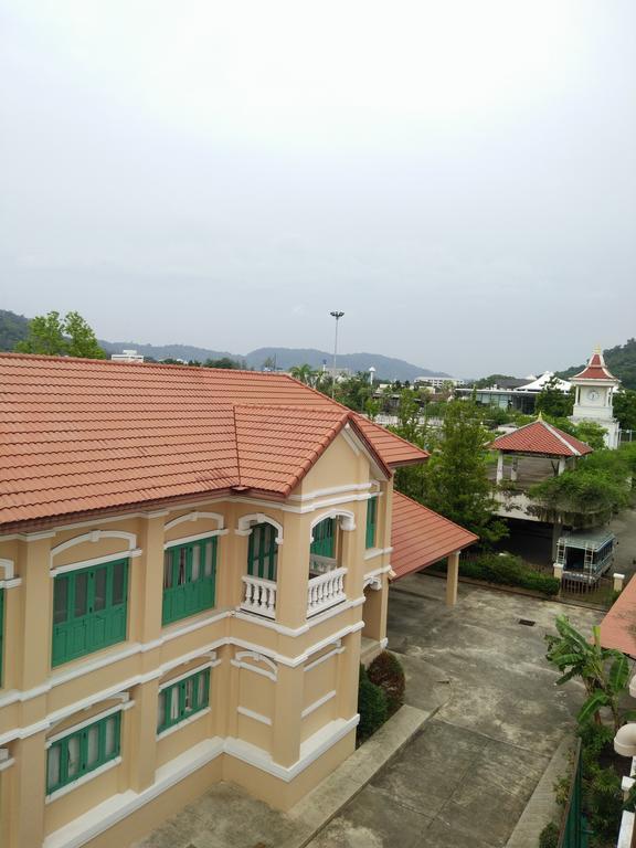 In Phuket House Hotel Luaran gambar